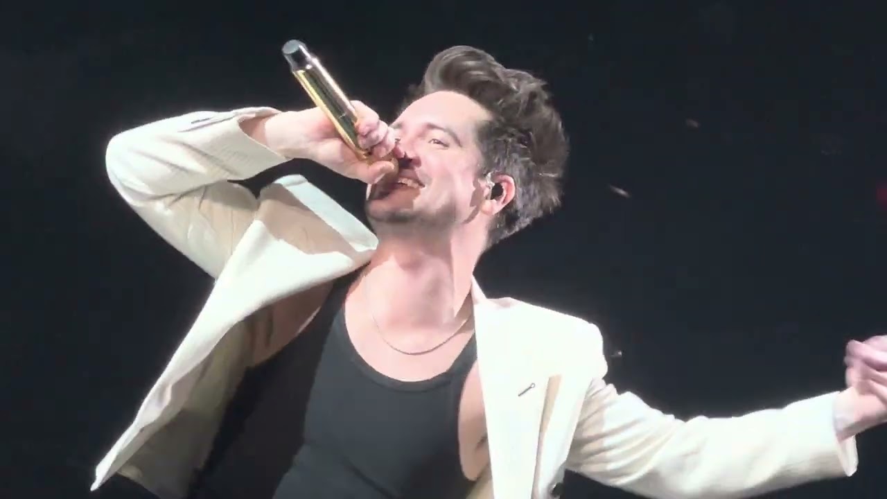 Panic! At The Disco - House of Memories (Live in Phoenix, VLV Tour, 10-23-22) (4K HDR, BEST AUDIO)