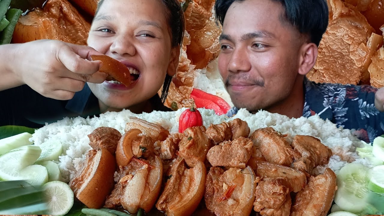 Mukbang ll Eating delicious pork belly with my wife @nagavillagefood