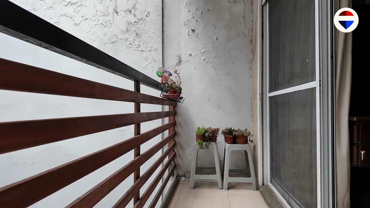 Departamento 3 ambientes dúplex con patio y balcón. Boedo, CABA.