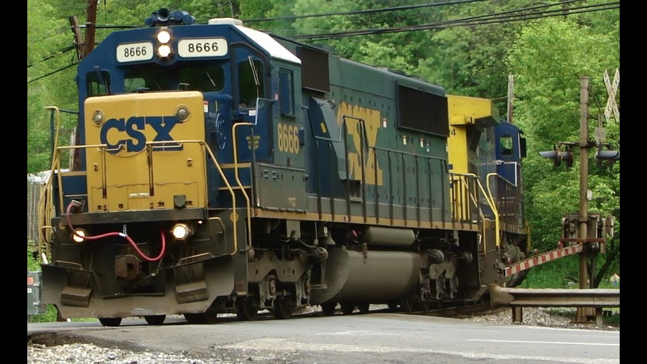 CSX Engines  #8666 & #434 Rescue Broken Down #8129