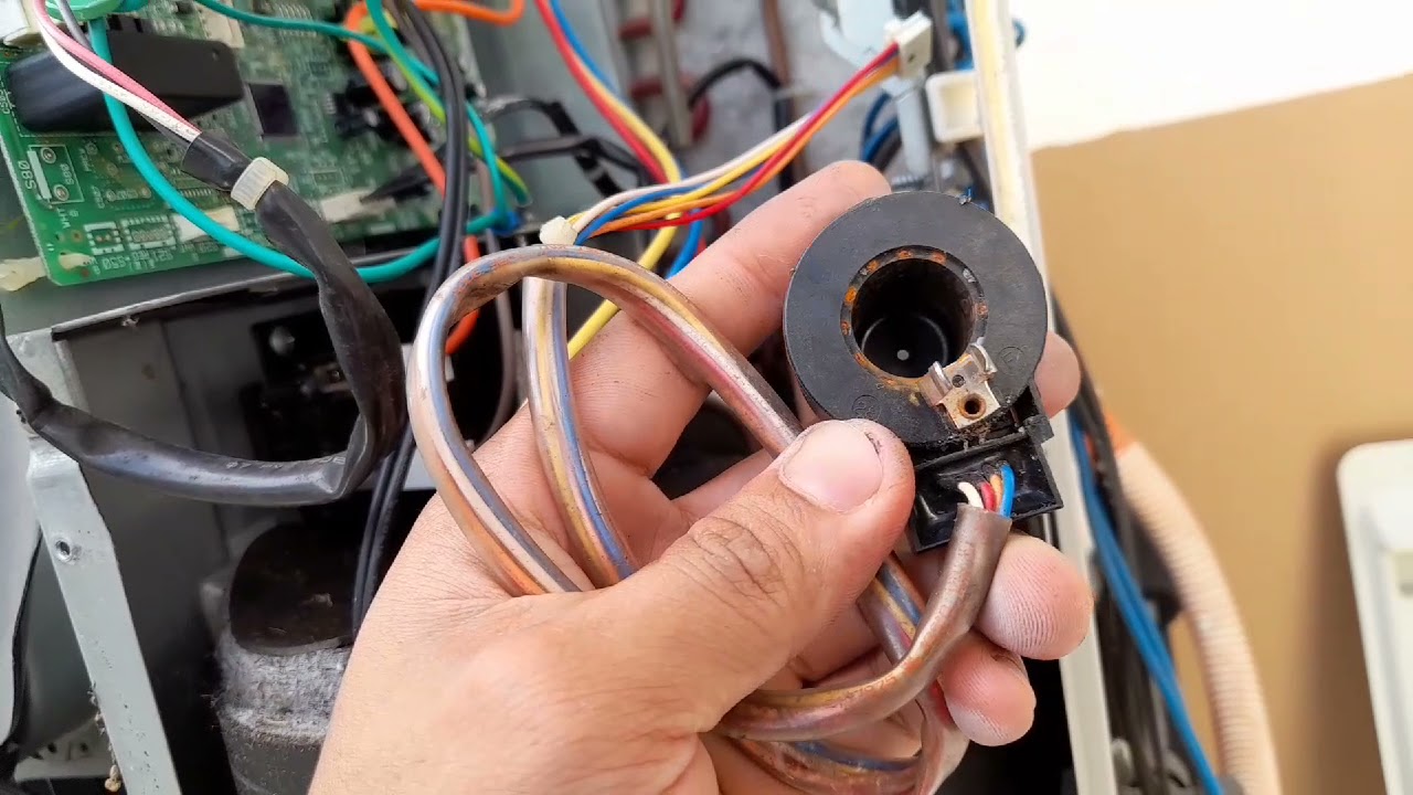 Daikin AC - How To Check Expansion Valve - RKC25PVM