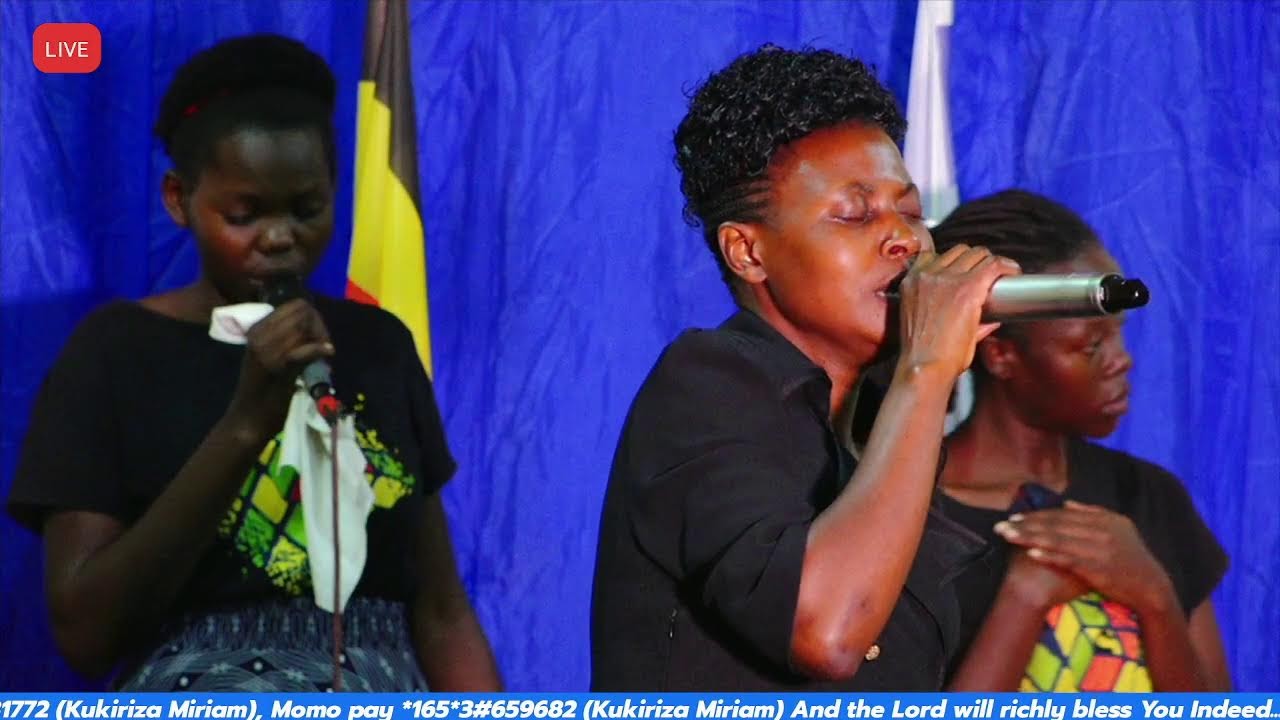 MONDAY PRAISE AND WORSHIP SASSION