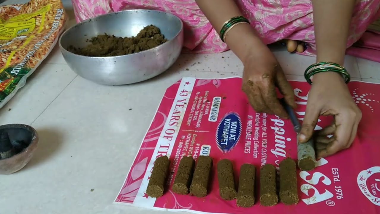 cow dung dhoop sticks..ఇంట్లోనే  స్వచ్ఛమైన ఆవుపేడ తో ధూప్ స్టిక్ తయ్యారి..dhoop sticks from cow dung