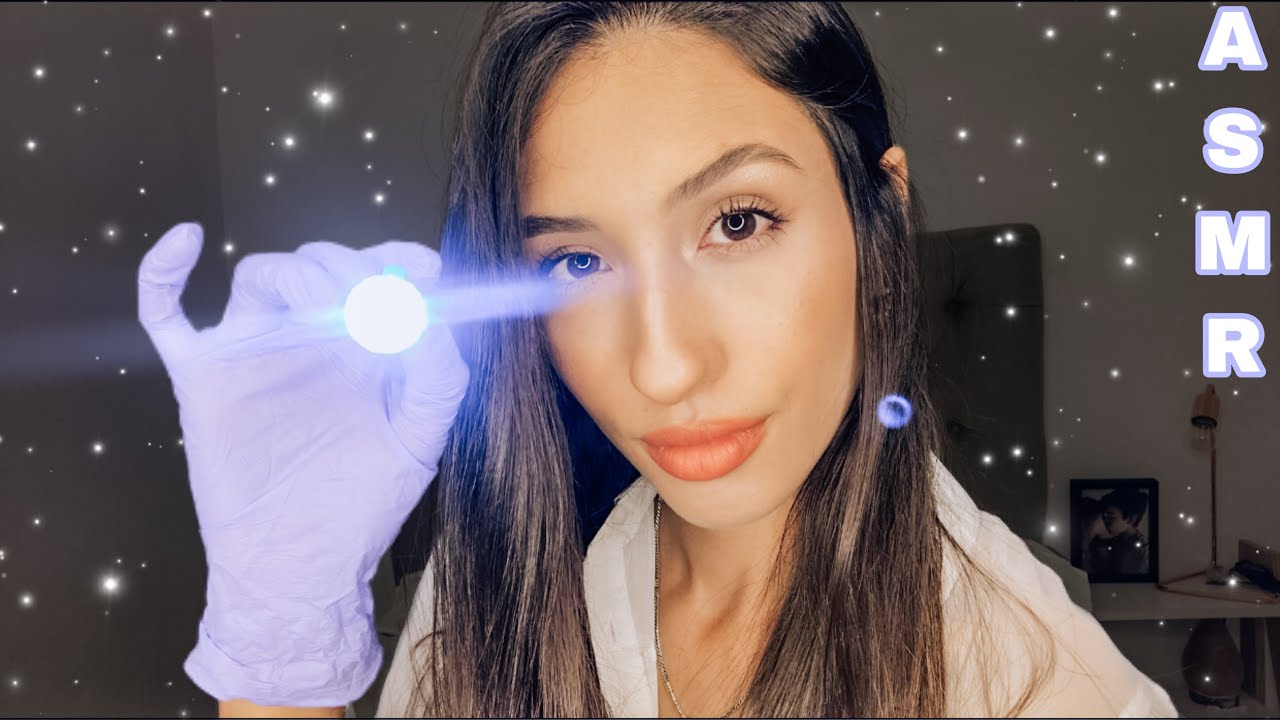 ASMR español - EXAMEN DE NERVIOS CRANEALES + Chequeo médico + Curo tu herida | Roleplay👩🏻‍⚕️