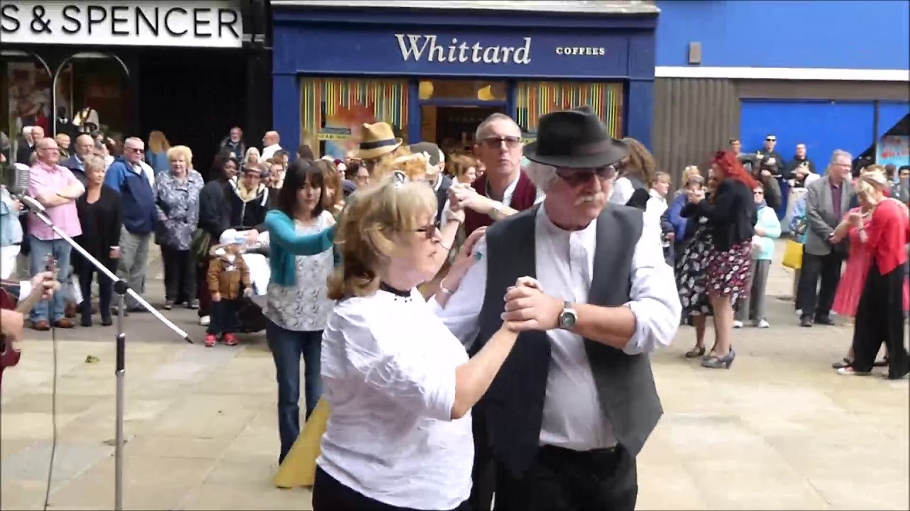 York Vintage Dance Group - Street Dance Performance - Barn Dance Jive