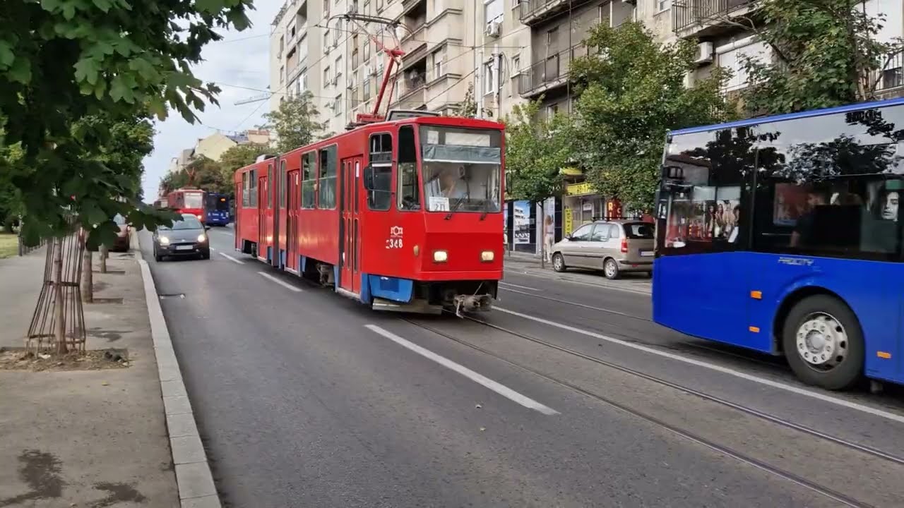 Пятящийся троллейбус, ускользающий трамвай. Впечатления от наземного транспорта Белграда.