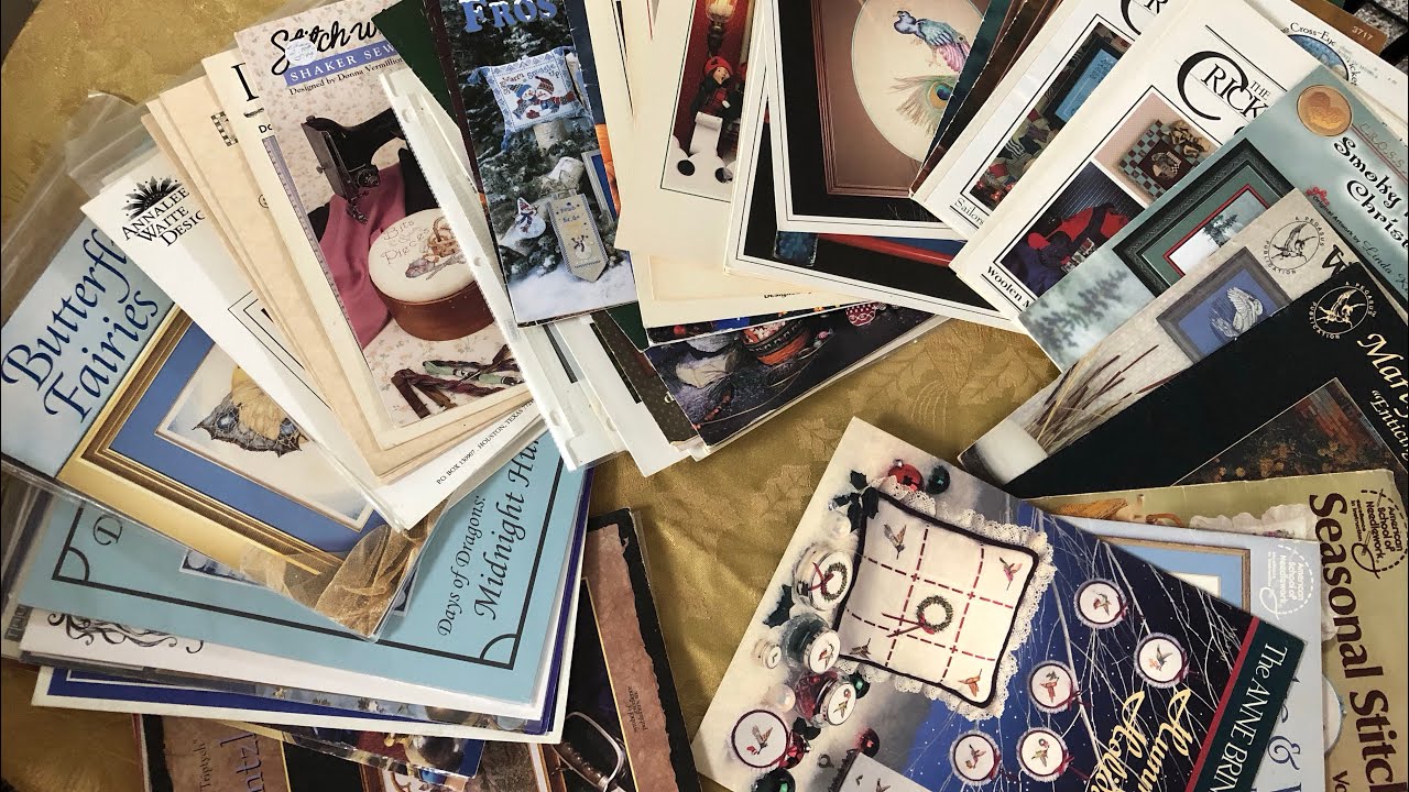 Flosstube Extra: Vintage Cross Stitch Pattern Flip Through, Lots of Cats!