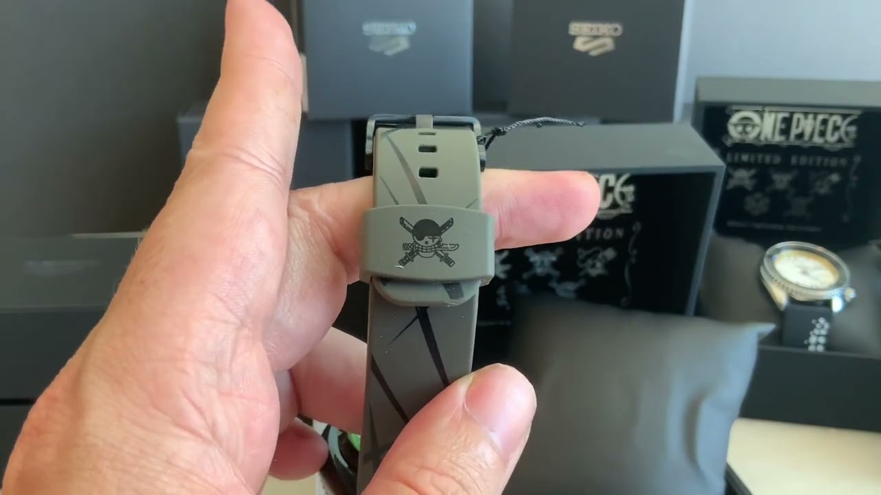 Unboxing and Review of the Seiko 5 One Piece Collection