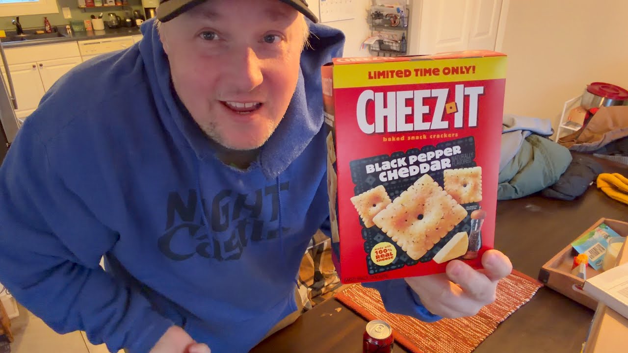 Новая вкусная закуска Cheez-IT с черным перцем и сыром чеддер