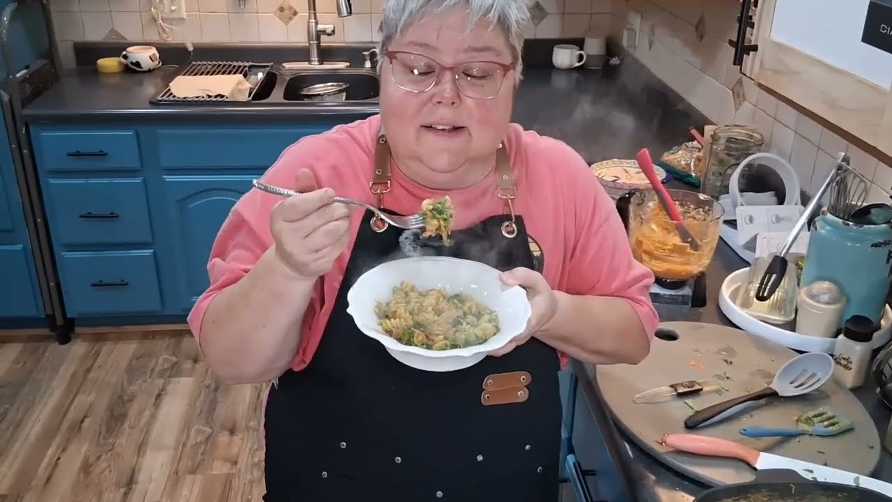 Pumpkin Hummus Pasta