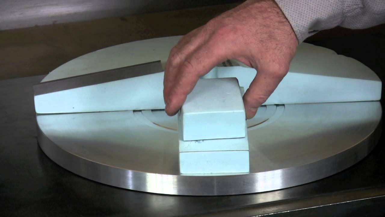 Clipper Blade Sharpening Disc - Geometric Shape - Part 1