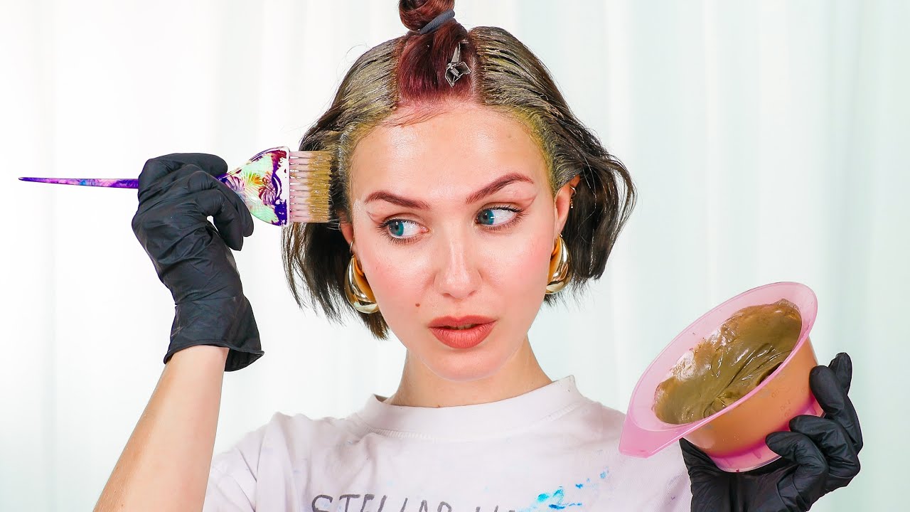 Watch this dye completely change color and fix my hair