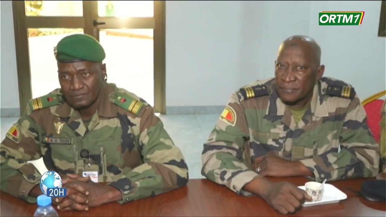 Sports | Avant leur départ en Côte d'Ivoire, Col Sadio CAMARA reçoit les aigles du Mali.
