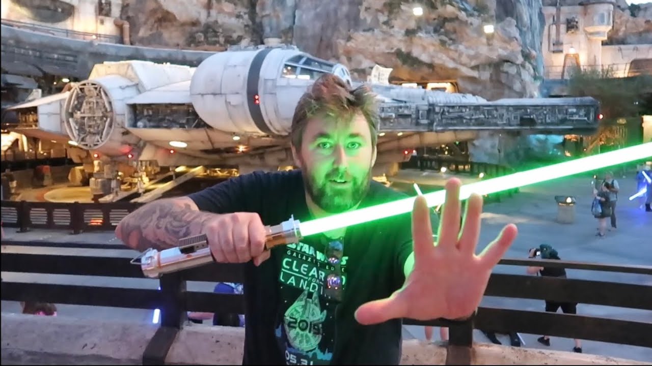 Наконец-то покупаю световой меч Люка Скайуокера «Наследие» (ROTJ) в Galaxy’s Edge WDW — распаковк...