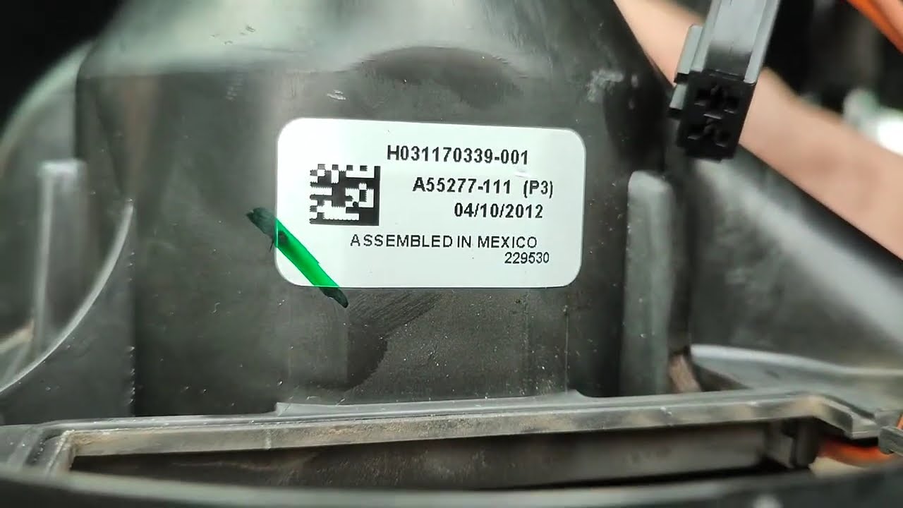 Как снять моторчик печки Volkswagen Passat NMS