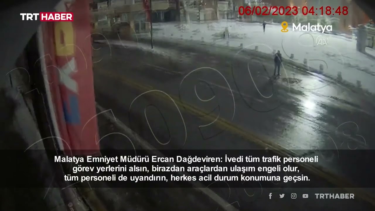 Malatya'da depremin ilk anları g&uuml;venlik kameraları ve polis telsizinde
