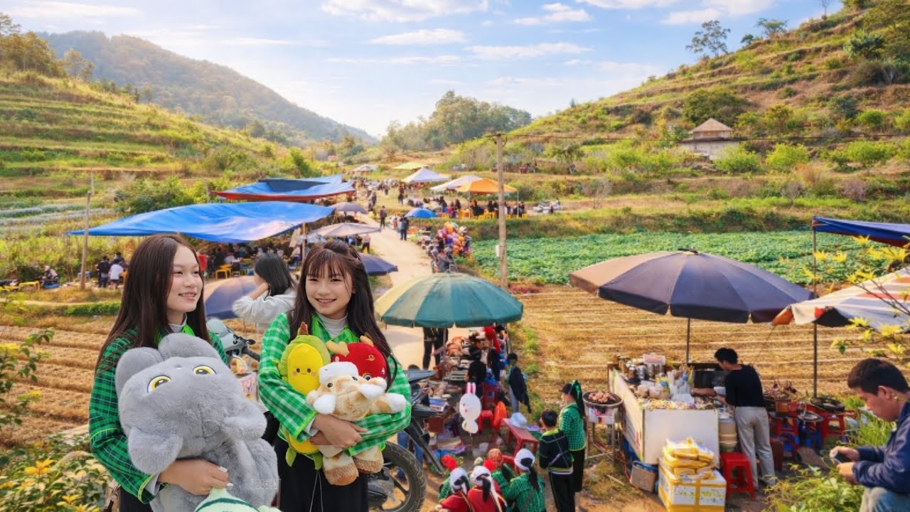 Mùng 8 Tết! - Lễ Hội 