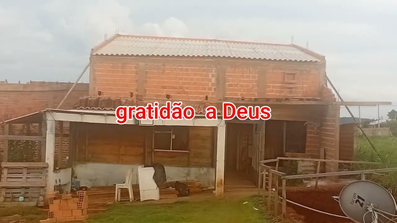 Dia de colocar  o telhado  da nossa casa na chácara  +  peixe frito no tacho e churrasco  
