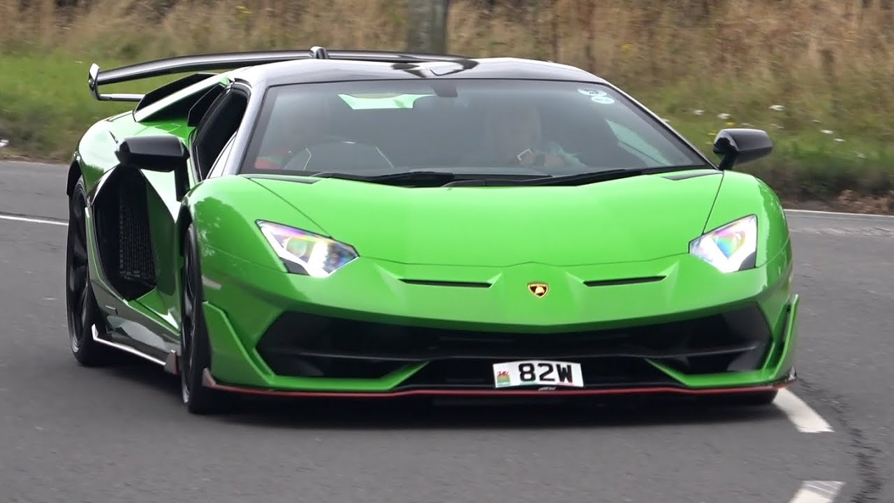 Supercars Leaving a Car Show (Salon Prive @ Blenheim Palace)!!!
