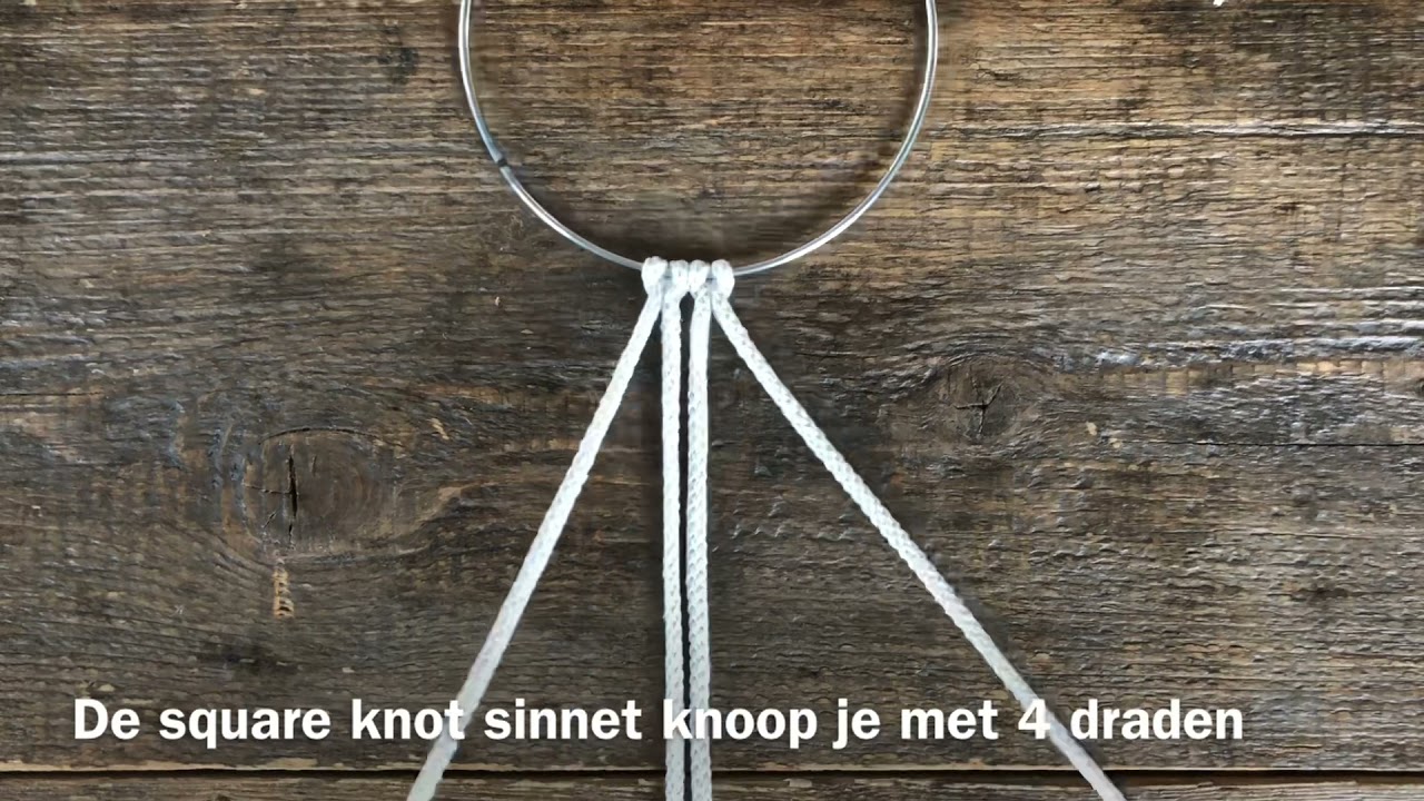 Square knot sinnet