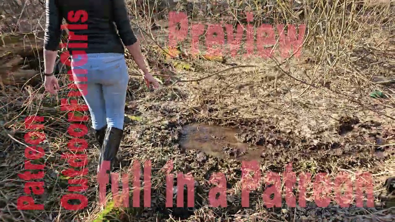 2025 - jeans and Leather in cold mud
