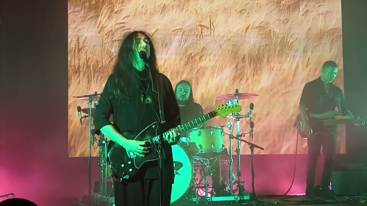 Alcest - Eclosion, live @ Sala Apolo, Barcelona, 10.10.2025