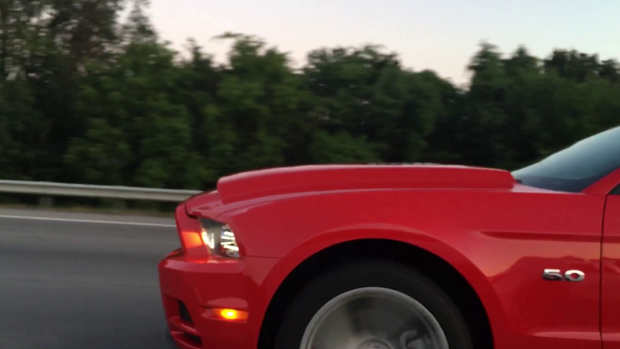 Genesis Coupe 2.0 vs 5.0 mustang