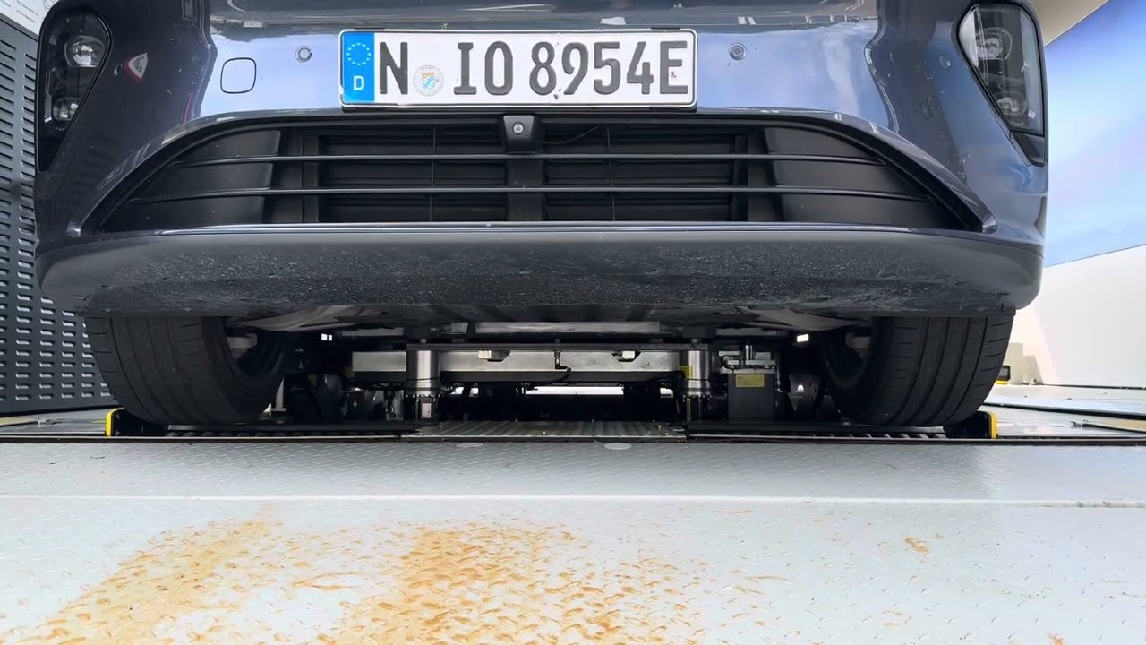 NIO Power Swap Station - Ulm, Germany, full swap cycle 3:00min