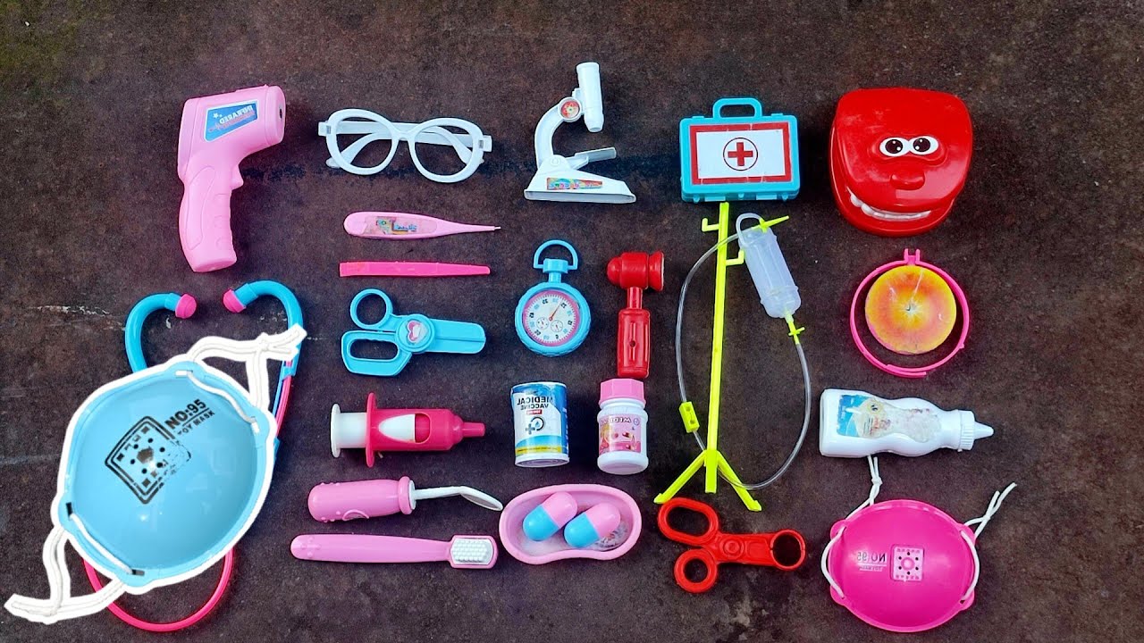 Hunting Stetoskop, Masker, Termometer, Jarum Suntik, Gunting, Mikroskop, Obat kapsul, Vaksin virus