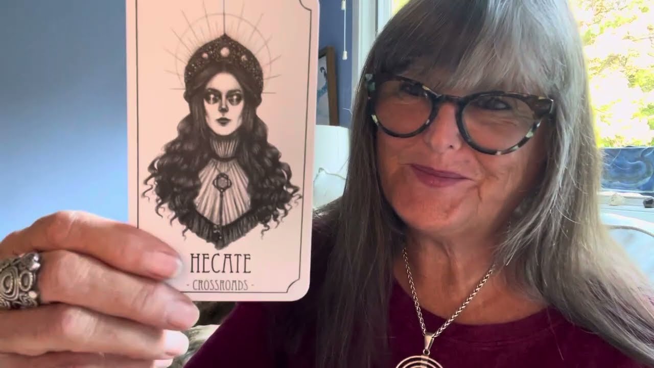 Unboxing! The Dark Goddess Oracle Deck
