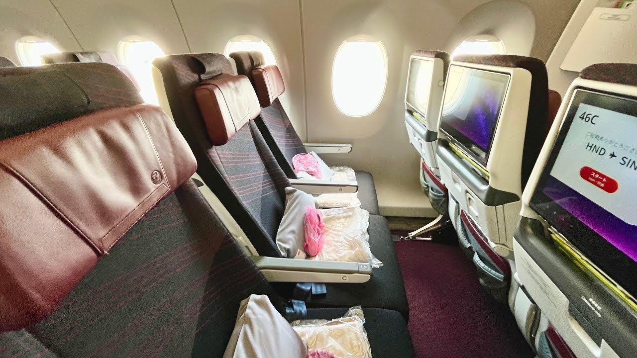 Japan Airlines NEW A350-1000 Economy Review | Tokyo to Singapore