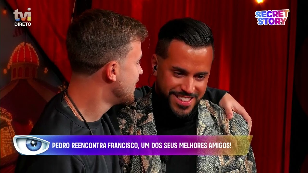 «Está solteiro?»: Amigo de Pedro faz furor em plena gala