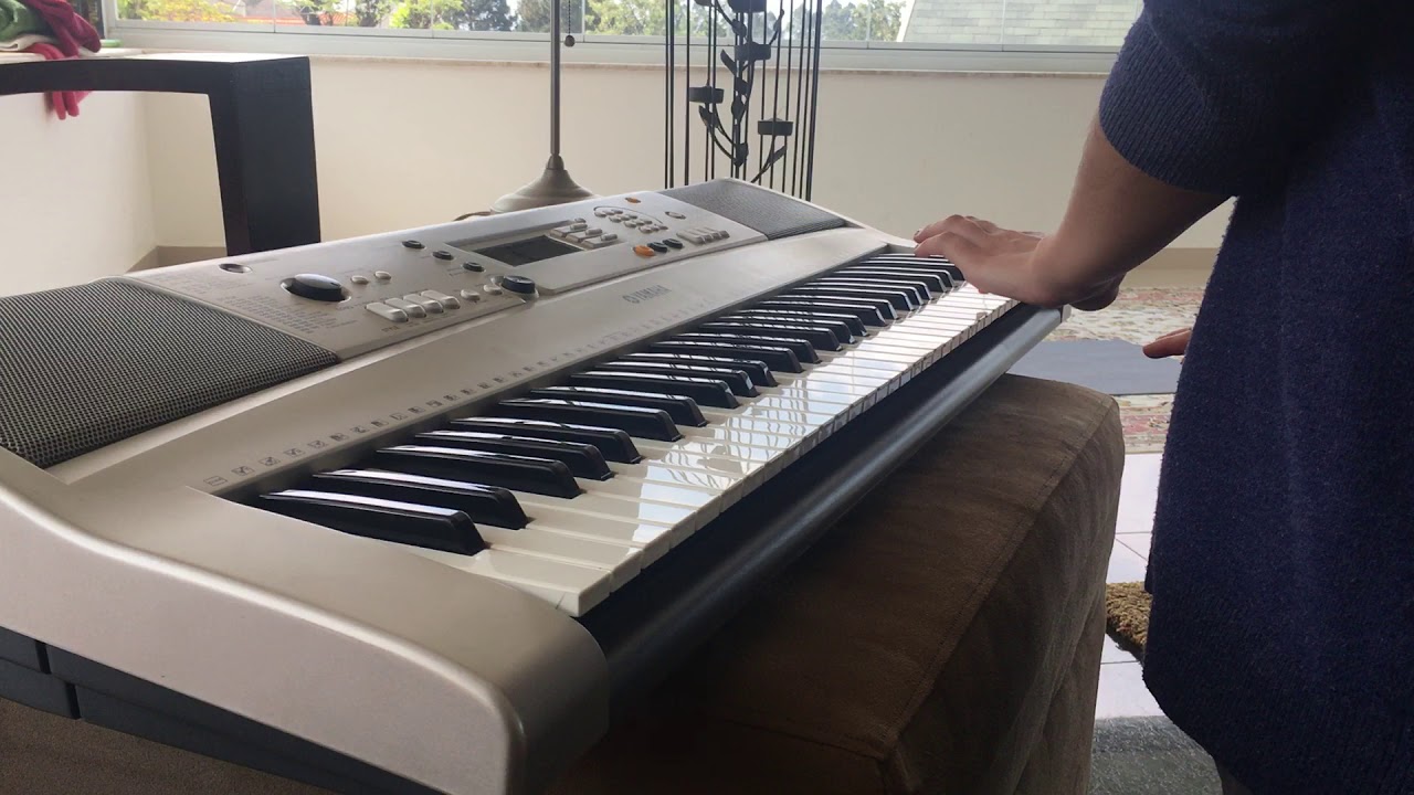 Teclado yamaha PSR-E313.