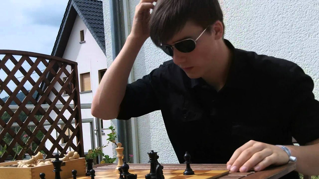 Geri's game (in jungen Jahren)