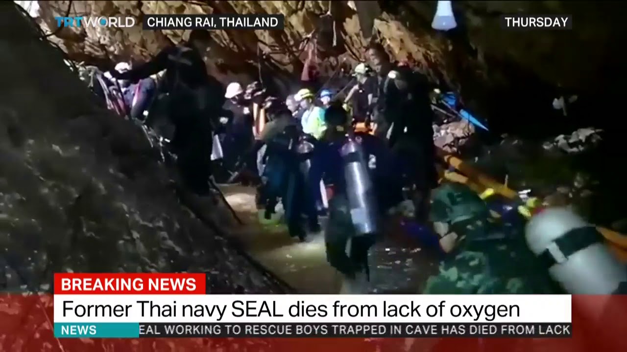 Rain threatens Thai cave rescue operation efforts