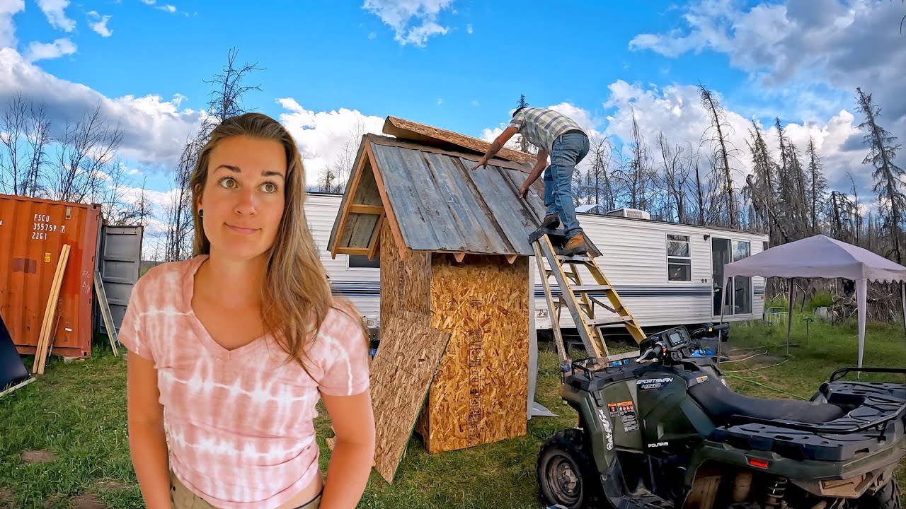 HE FELL OFF THE LADDER! Building A Portable Power Shed With Sungold Powers 11.4 Kwh Hybrid Inverter