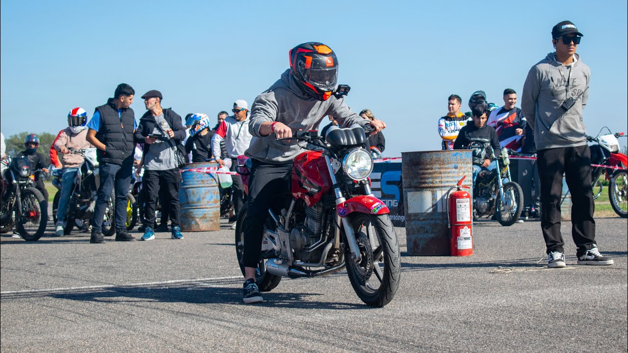 CORRIMOS EN LAS PICADAS DE BAIRESDRAGRACING CON EL TWISTER 293