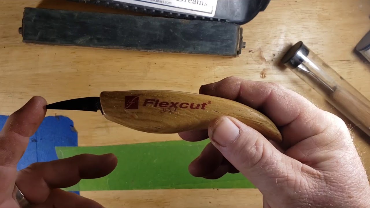What tools I use to wood carve
