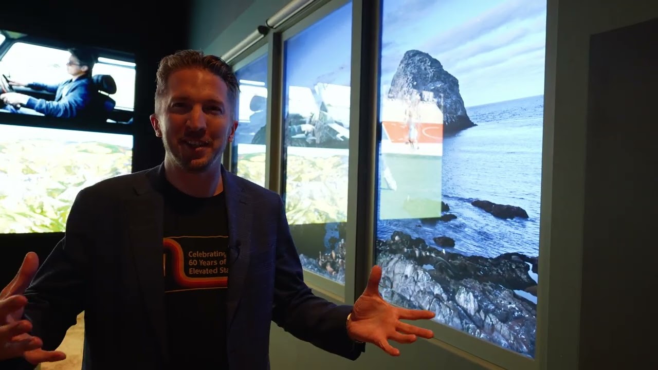 Crystal LED Luxury Theater Experience | Sony Quick Hit | Builder Innovator