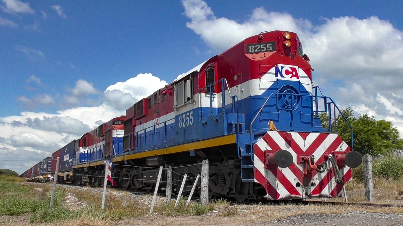 ALCo RSD-16 8255 + 8235 NCA saliendo de Toledo