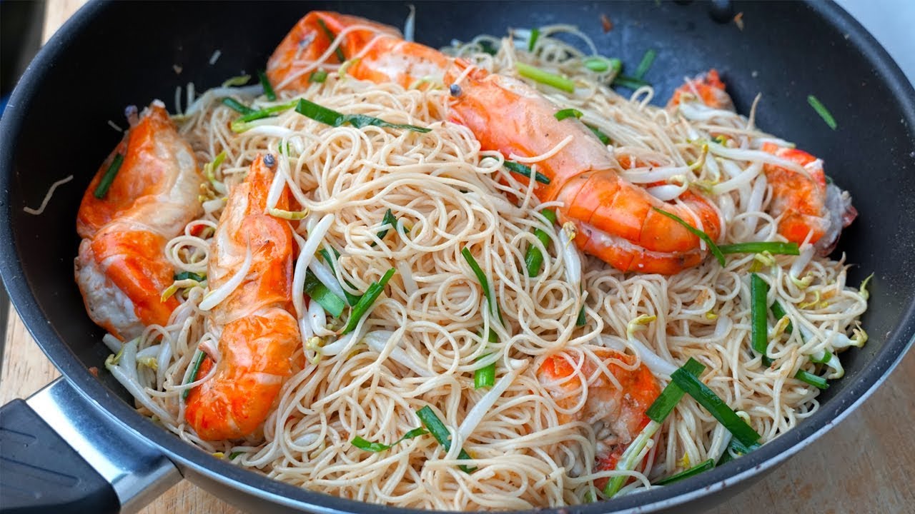 ผัดหมี่ซั่วกุ้ง น้ำจิ้มซีฟู๊ด เคล็ดลับผัดหมี่ซั่วให้อร่อย เส้นเหนียวนุ่ม [cc Eng] l กินได้อร่อยด้วย