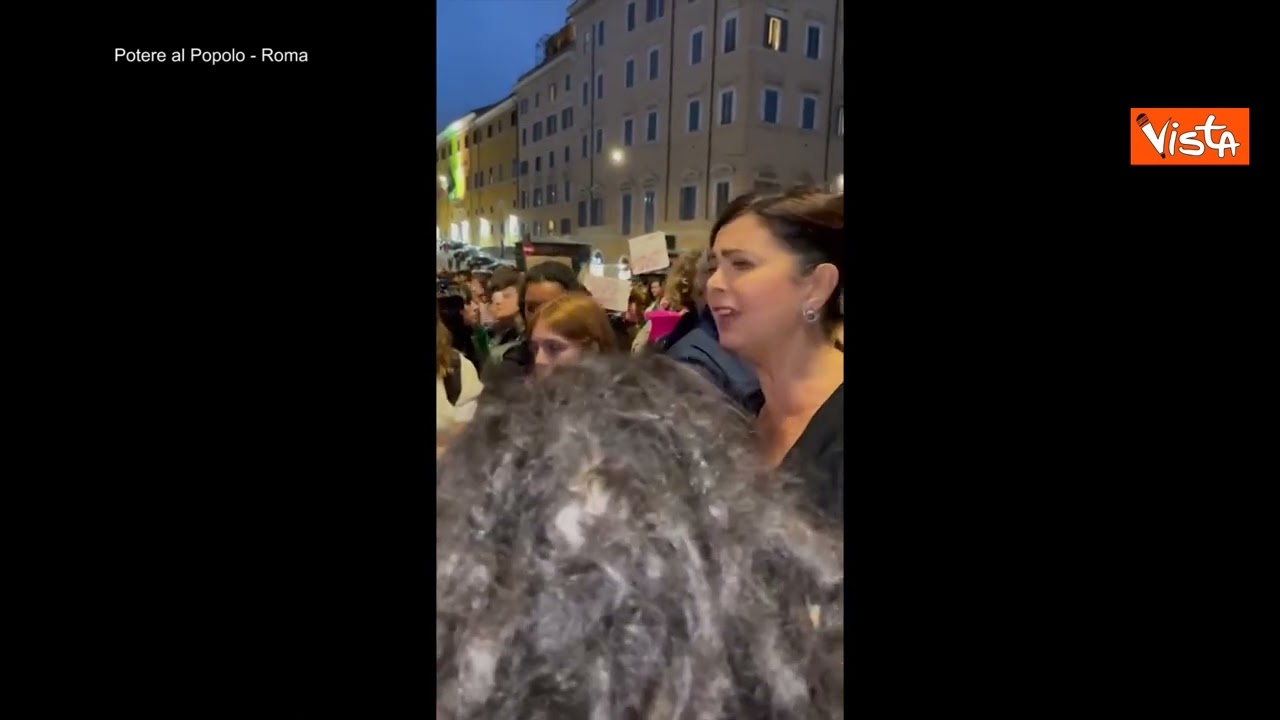 Boldrini contestata dalle femministe: 