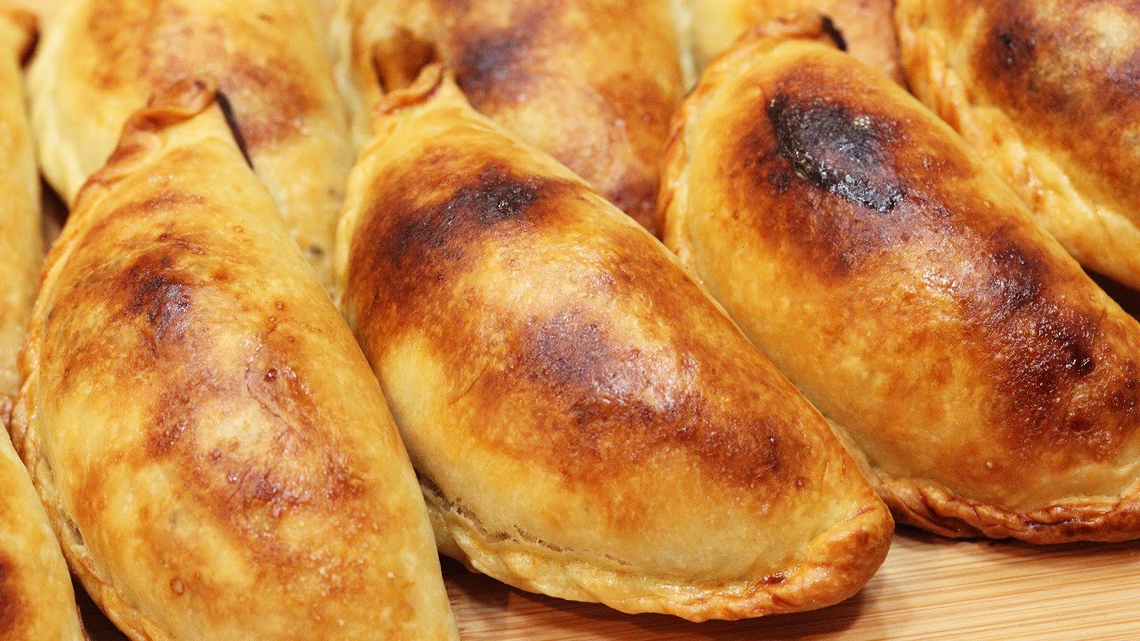 AQUELE SALGADO QUE VOCÊ ESTAVA ESPERANDO! A MELHOR EMPANADA! FÁCIL- RECHEIO INCRÍVEL-Isamara Amâncio