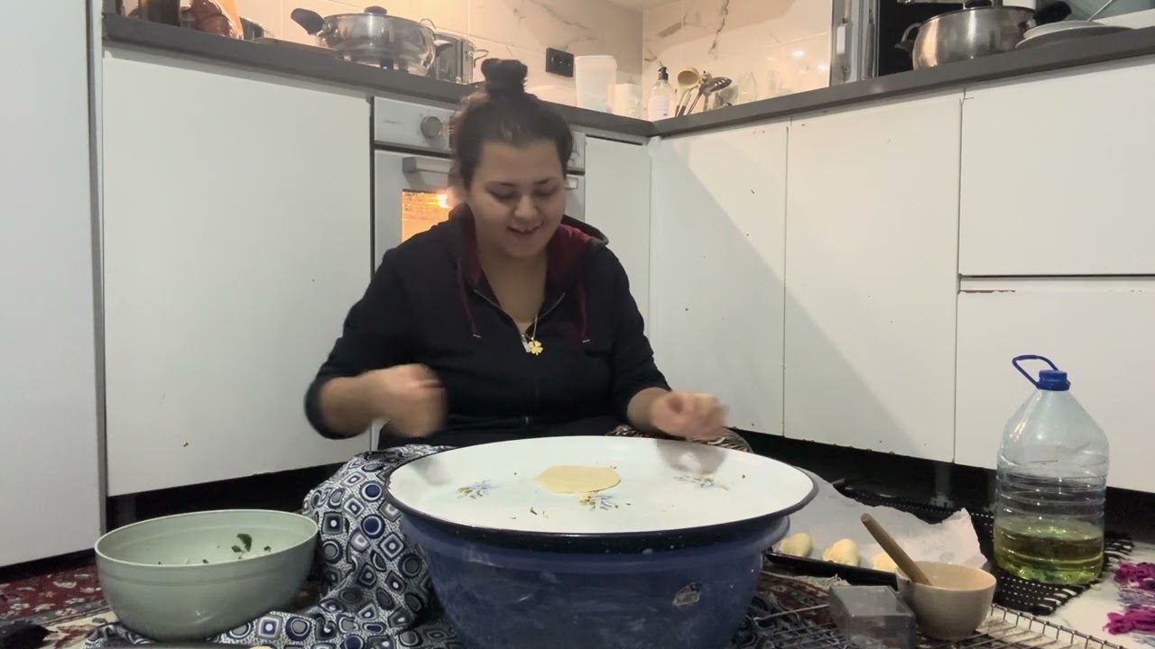 Neden sürekli misafirimiz var ? - Neden çok yemek pişiriyorum ?
