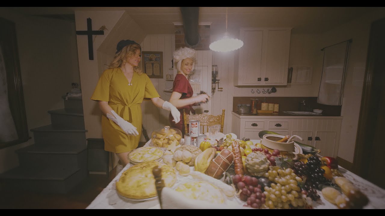 Dans nos vieilles maisons (Muriel Millard) - Tea for 20's -