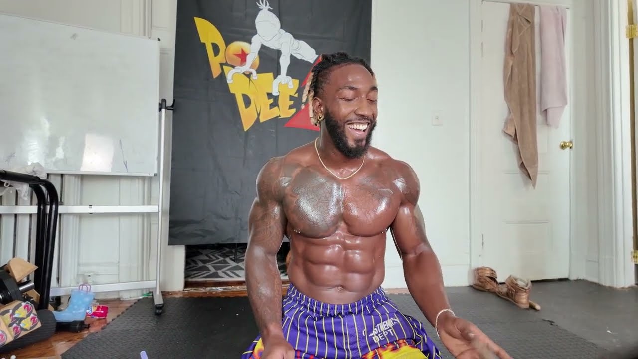 Home ab workout @BrolyGainz007 @Dodeezfitness