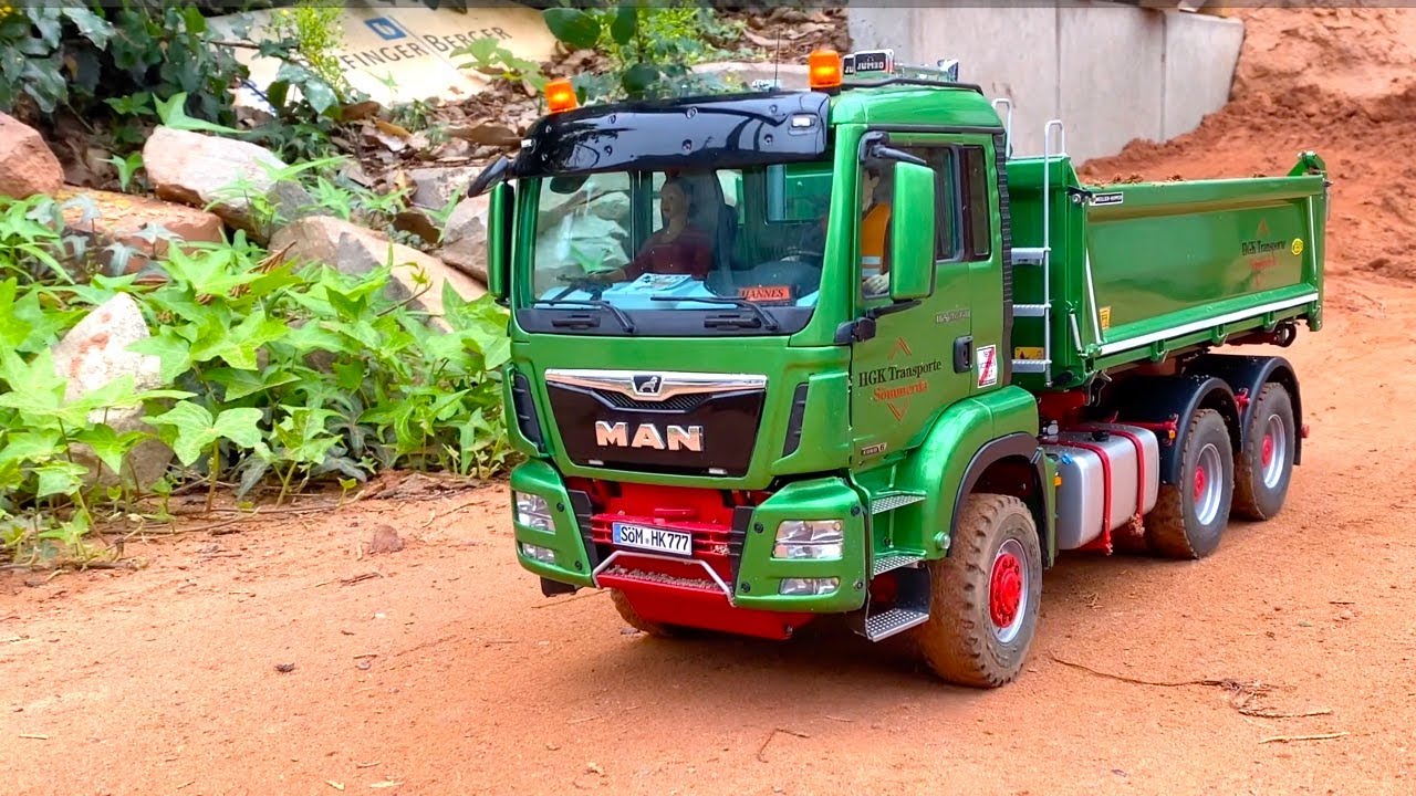 BRAND NEW COOL RC TRUCK ACTION at the Constructionworld in 4K