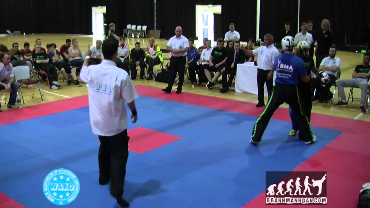 Jay Daniels v Mark McDermott White Tiger Challenge 2014