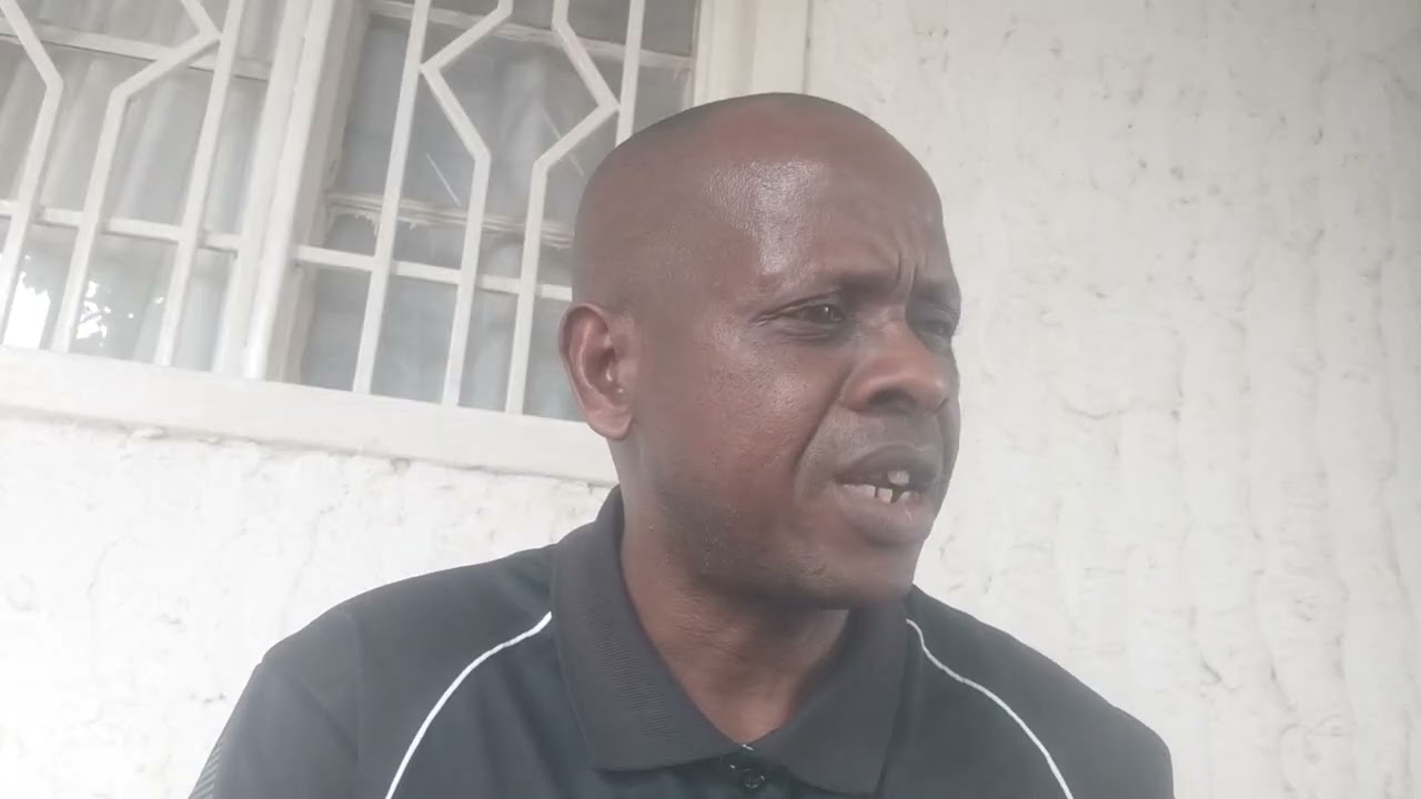 Ubunubwiru bwimizi yidorari umwirabura yahisemo yanga ibyiwabo none banyirayo barimo kumutoteza