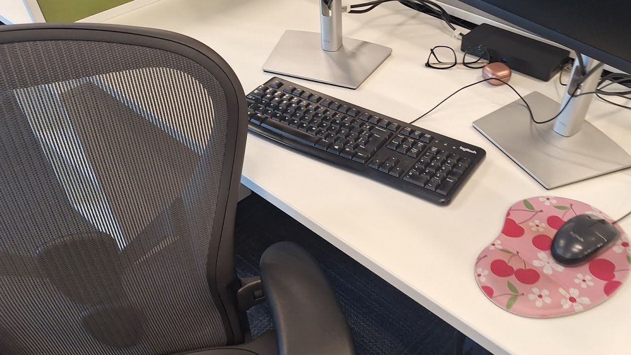 ASMR CHEGANDO NO TRABALHO COMIGO!
